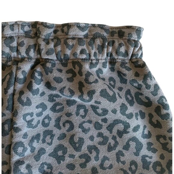 ABERCROMBIE & FITCH Black + Gray Cheetah Print Hi-Rise Waist Knit Shorts Size XS - Picture 7 of 8
